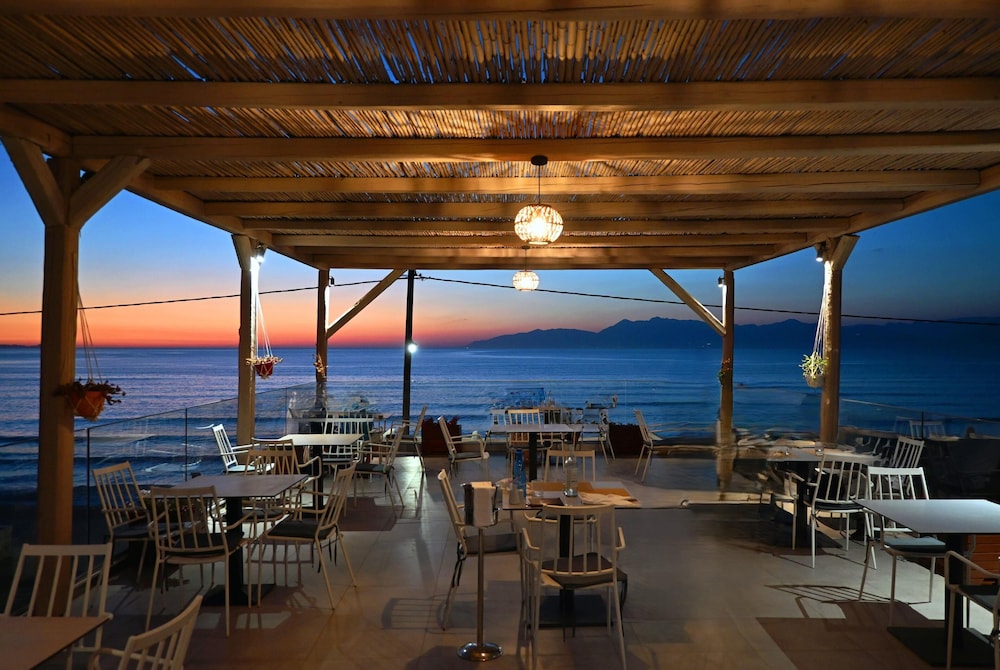 Wyndham Corfu Acharavi — Restaurant & bars in Acharavi, Ionian Islands