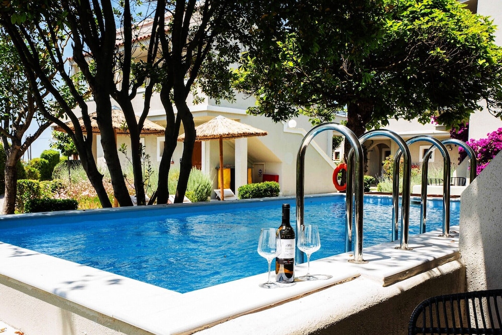 Wyndham Corfu Acharavi — Swimming pool in Acharavi, Ionian Islands