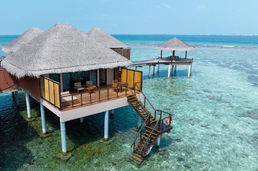 Adaaran Prestige Vadoo — Hotel building in Kaafu Atoll, Kaafu