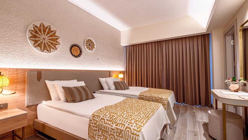 Sy Hotels Belek - All inclusive — Hotel rooms in Belek