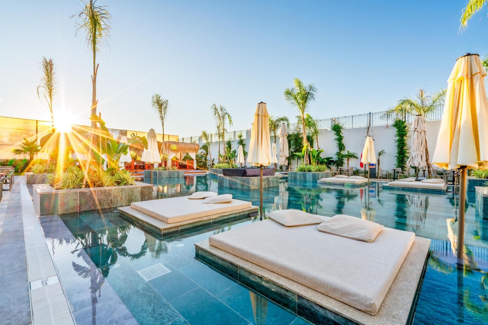 Sy Hotels Belek - All inclusive — Swimming pool in Belek