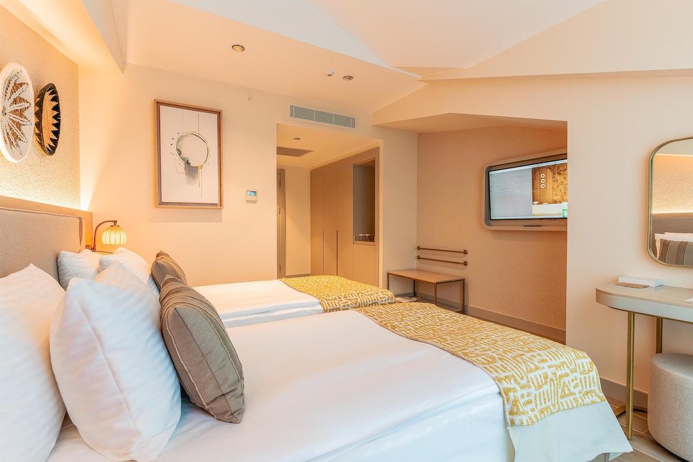 Sy Hotels Belek - All inclusive — Hotel rooms in Belek
