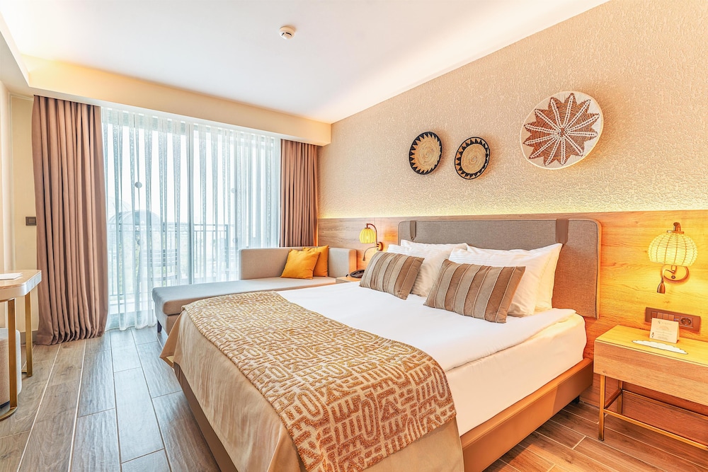 Sy Hotels Belek - All inclusive — Hotel rooms in Belek