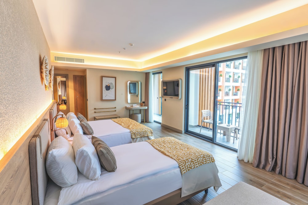 Sy Hotels Belek - All inclusive — Hotel rooms in Belek
