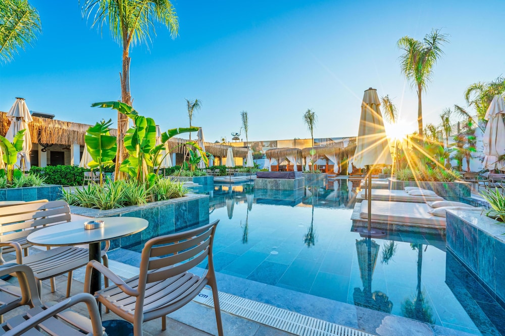 Sy Hotels Belek - All inclusive — Swimming pool in Belek