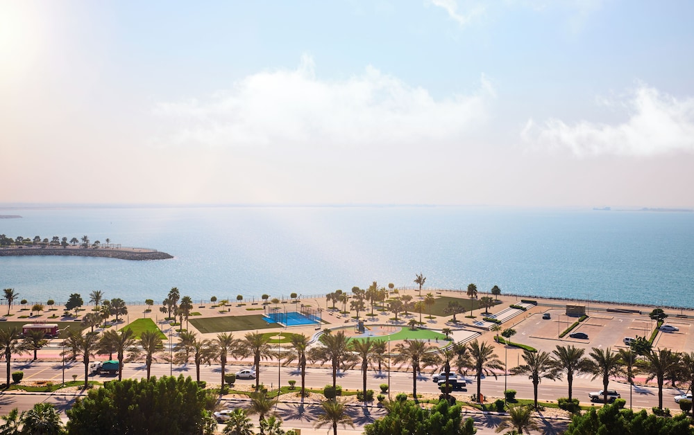 Rove Al Marjan Island — Attractions in the area in Ras al Khaimah