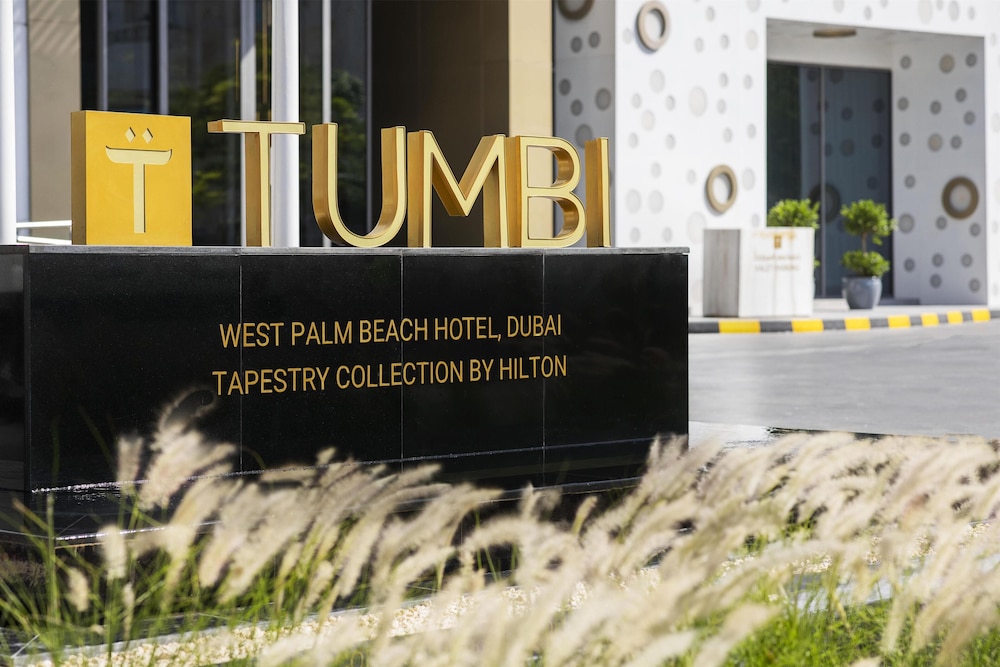 Tumbi Hotel Dubai The Palm, Tapestry Collection by Hilton — Hotel building in Dubai