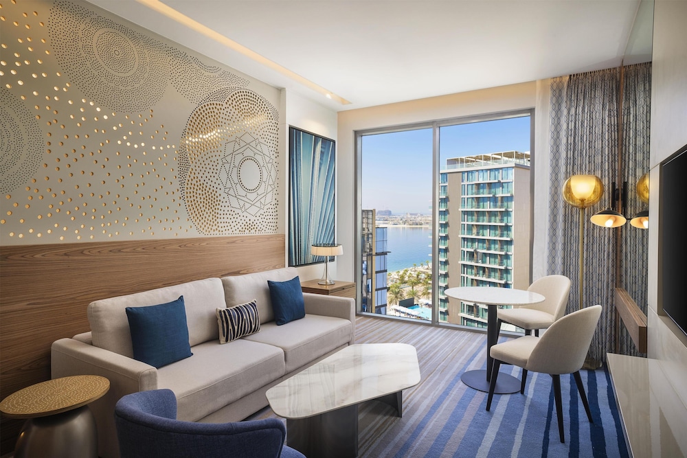 Tumbi Hotel Dubai The Palm, Tapestry Collection by Hilton — Hotel rooms in Dubai