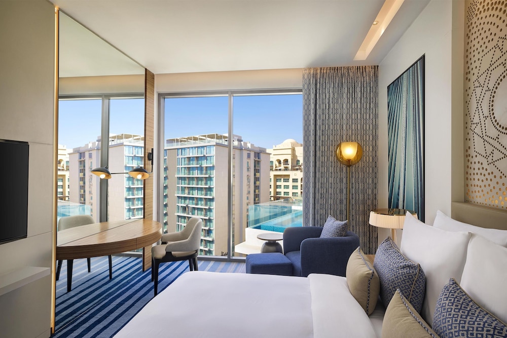 Tumbi Hotel Dubai The Palm, Tapestry Collection by Hilton — Hotel rooms in Dubai