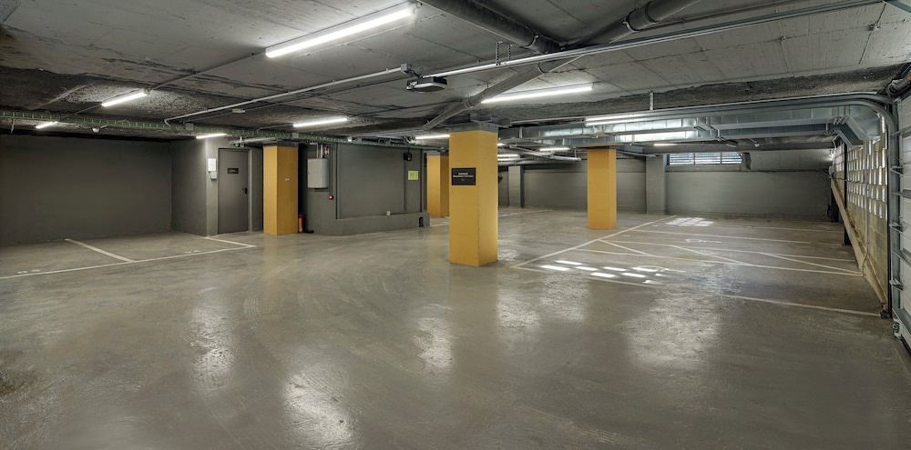 Sercotel Barcelona El Prat — Hotel building in Barcelona, Catalonia