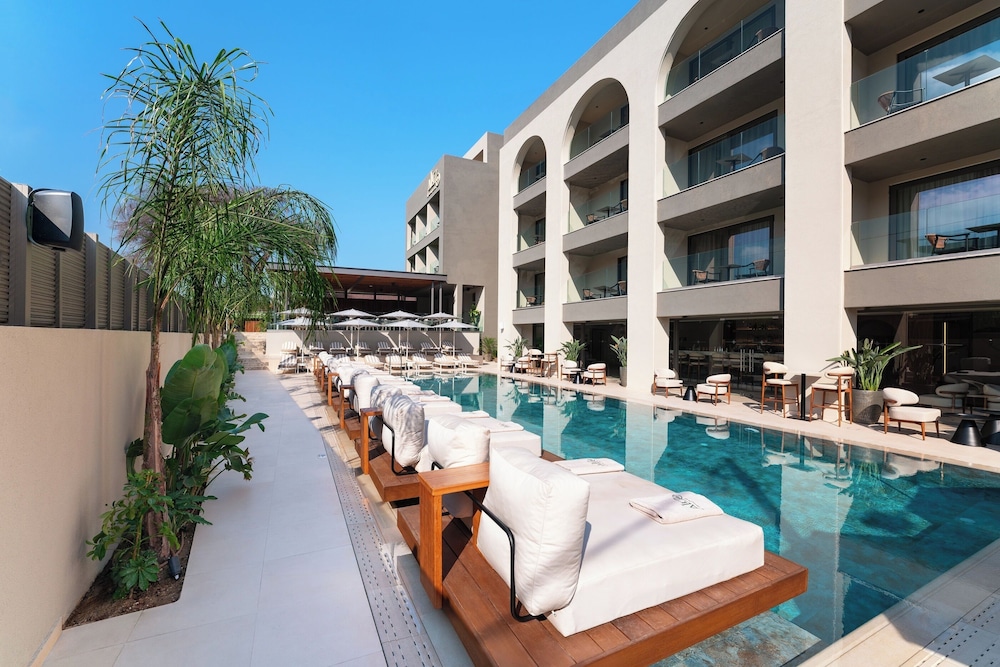 Alizo Boutique Hotel &; Spa - Adults Only — Swimming pool in Ialyssos, South Aegean