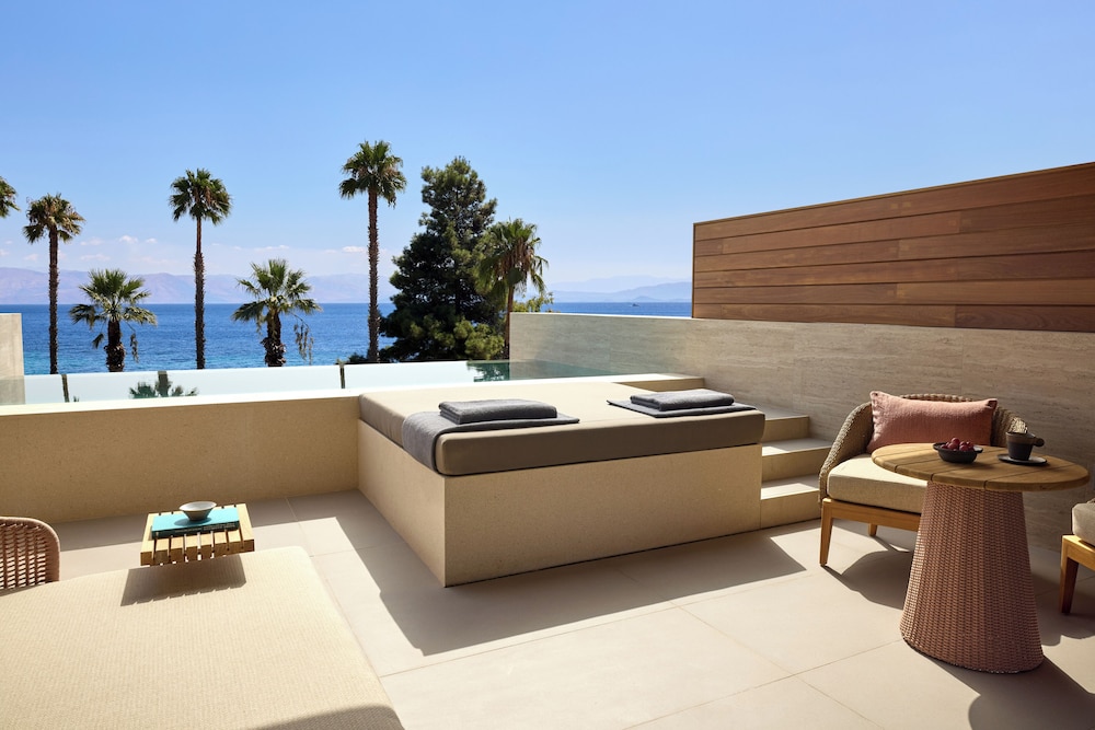 Avali, Mar-Bella Collection — Swimming pool in Agios Ioannis Peristeron, Ionian Islands