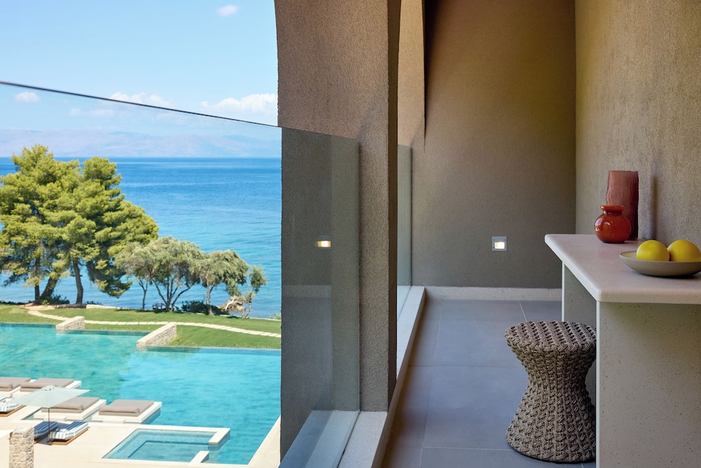 Avali, Mar-Bella Collection — Swimming pool in Agios Ioannis Peristeron, Ionian Islands