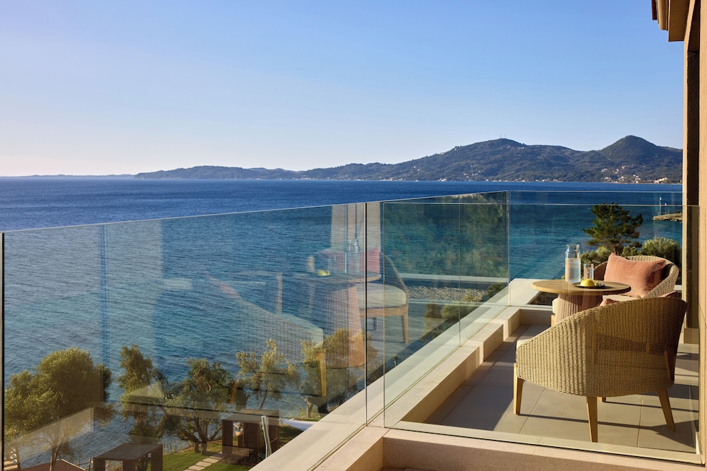 Avali, Mar-Bella Collection — Hotel rooms in Agios Ioannis Peristeron, Ionian Islands