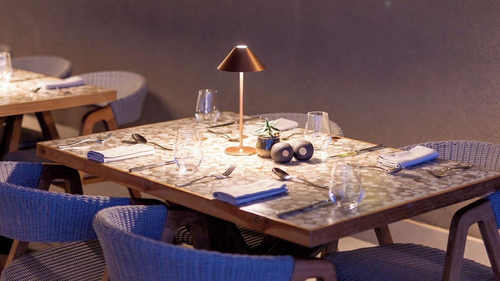 Avali, Mar-Bella Collection — Restaurant & bars in Agios Ioannis Peristeron, Ionian Islands