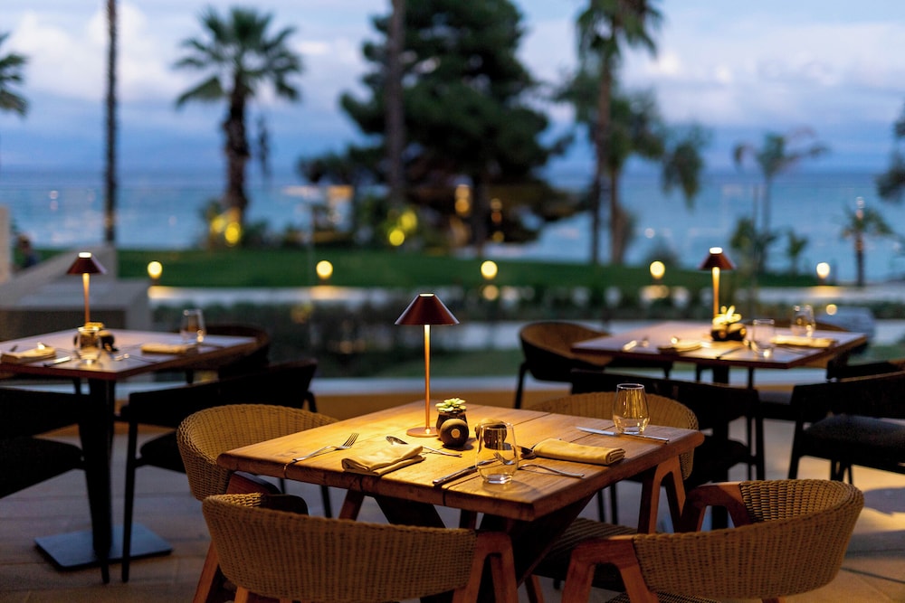 Avali, Mar-Bella Collection — Restaurant & bars in Agios Ioannis Peristeron, Ionian Islands