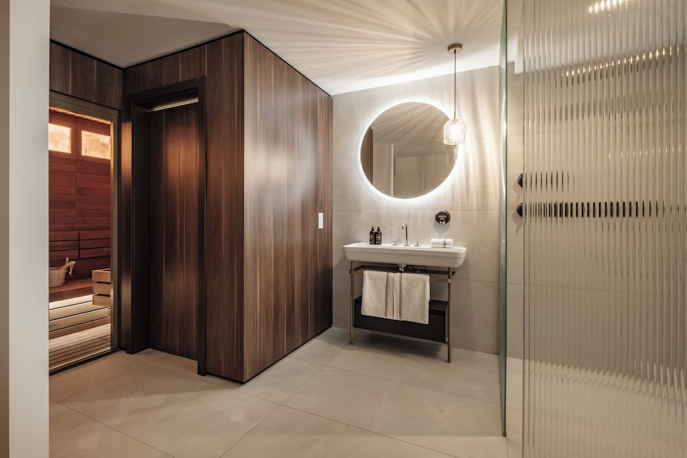 1926 Les Bains Private Spa Suites — Hotel rooms in Sliema, Malta Island