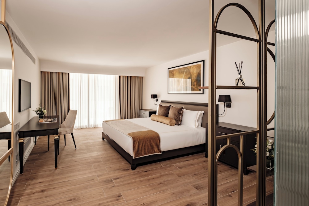 1926 Les Bains Private Spa Suites — Hotel rooms in Sliema, Malta Island