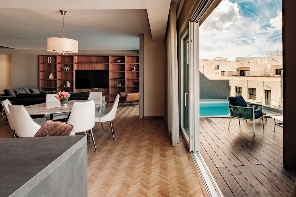 1926 Les Bains Private Spa Suites — Hotel rooms in Sliema, Malta Island
