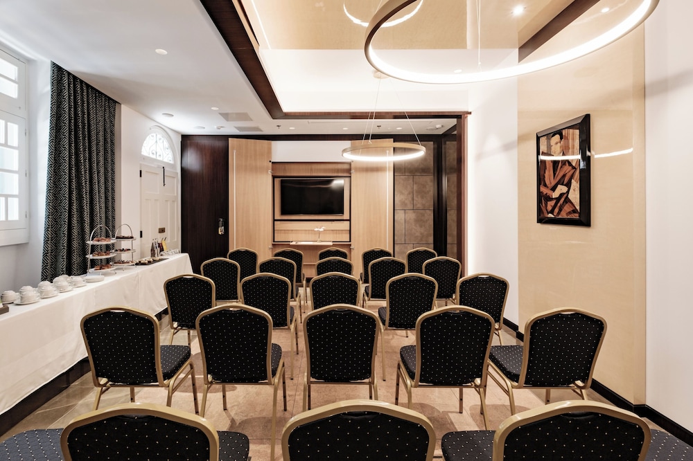 1926 Les Bains Private Spa Suites — Hotel building in Sliema, Malta Island