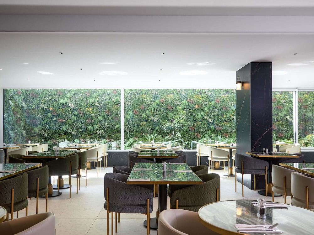 Novotel Malta Sliema — Restaurant & bars in Gzira, Malta Island