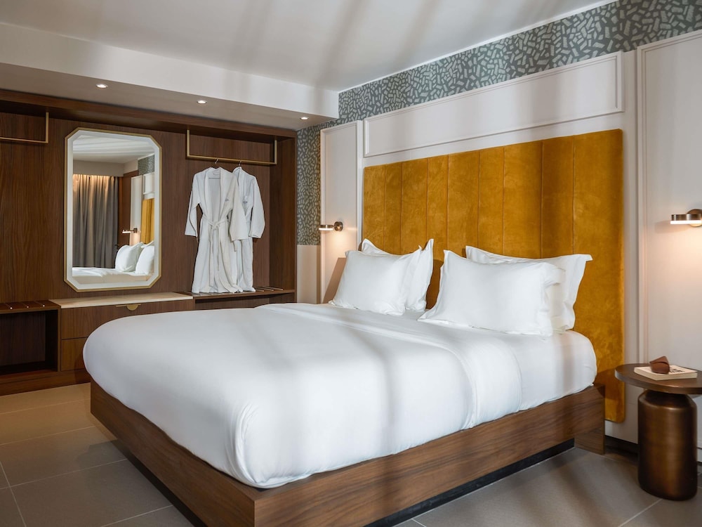 Novotel Malta Sliema — Hotel rooms in Gzira, Malta Island