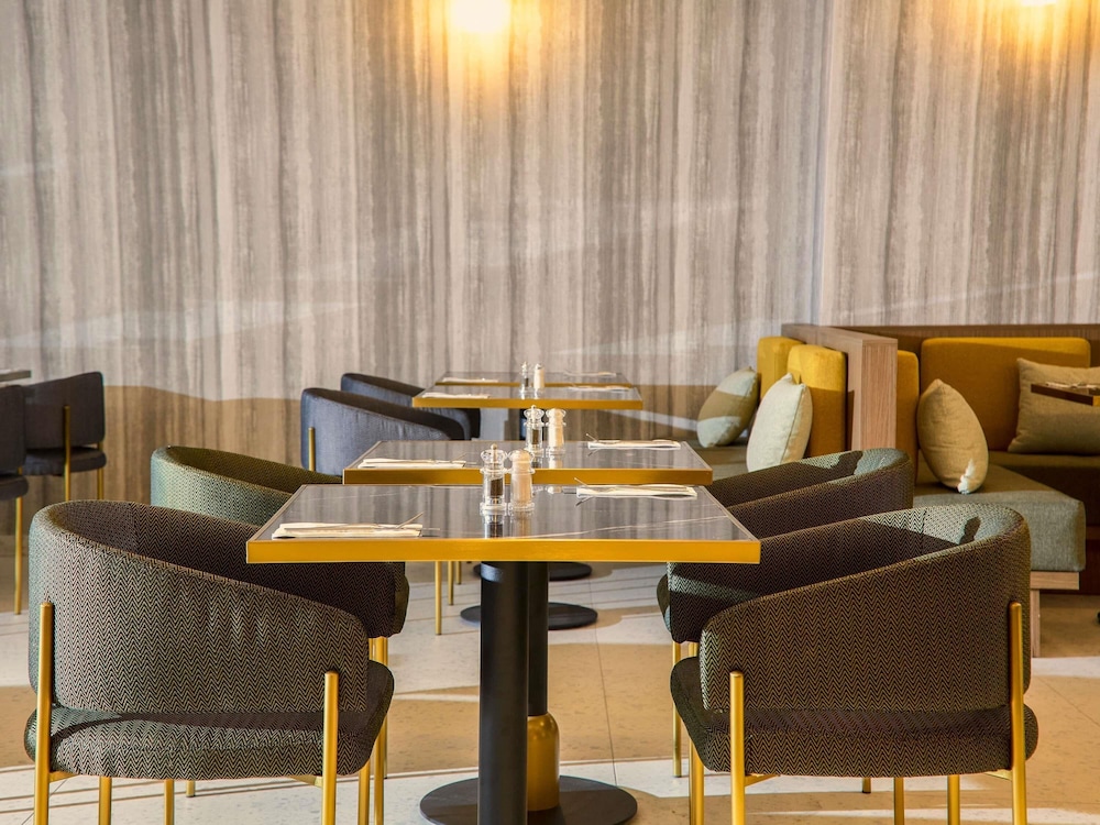 Novotel Malta Sliema — Restaurant & bars in Gzira, Malta Island