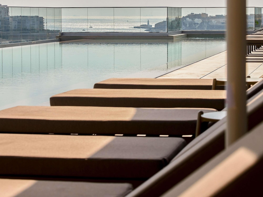 Novotel Malta Sliema — Swimming pool in Gzira, Malta Island