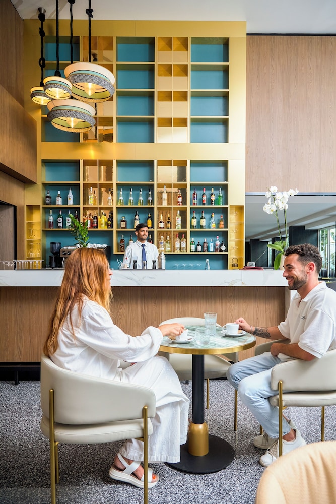 Novotel Malta Sliema — Restaurant & bars in Gzira, Malta Island