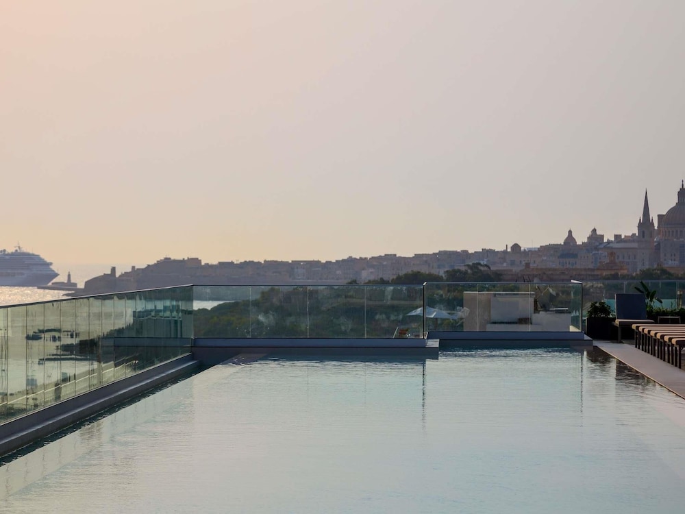 Novotel Malta Sliema — Swimming pool in Gzira, Malta Island