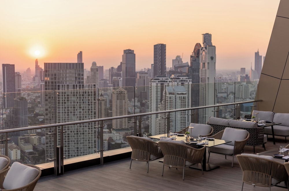Grande Centre Point Lumphini Bangkok — Restaurant & bars in Bangkok, Bangkok