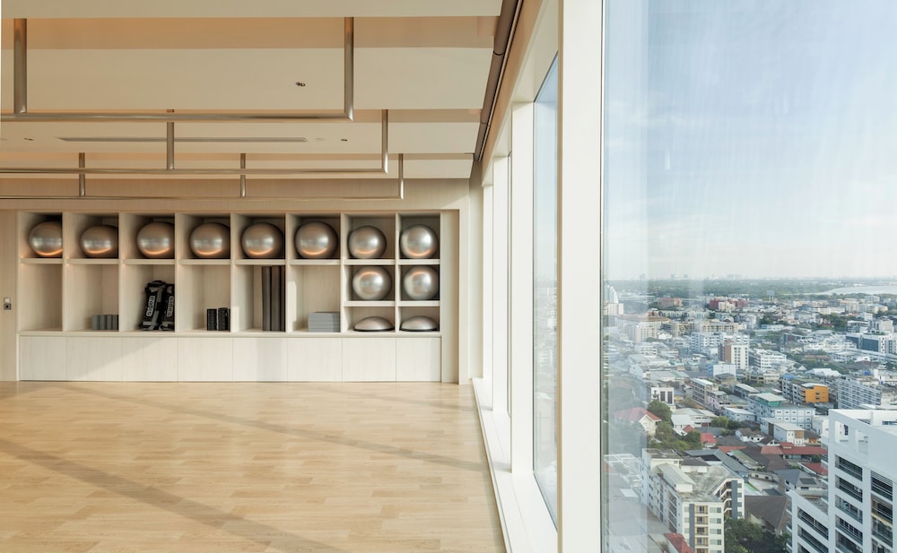 Grande Centre Point Lumphini Bangkok — Sports & recreation in Bangkok, Bangkok