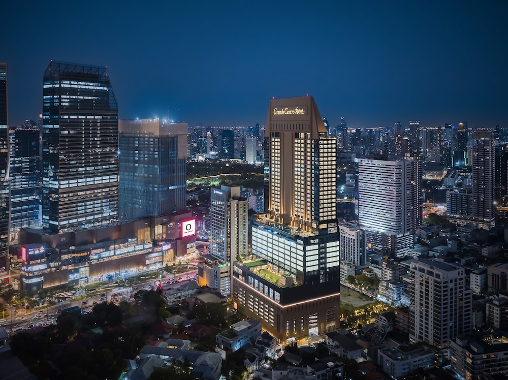 Grande Centre Point Lumphini Bangkok — Hotel building in Bangkok, Bangkok