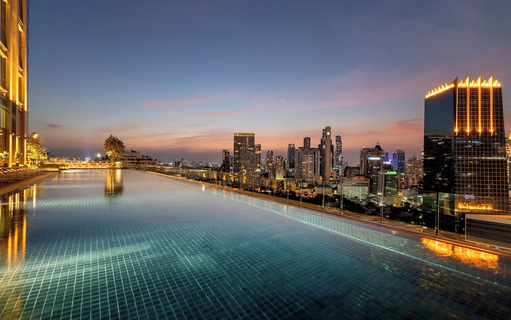 Grande Centre Point Lumphini Bangkok — Swimming pool in Bangkok, Bangkok