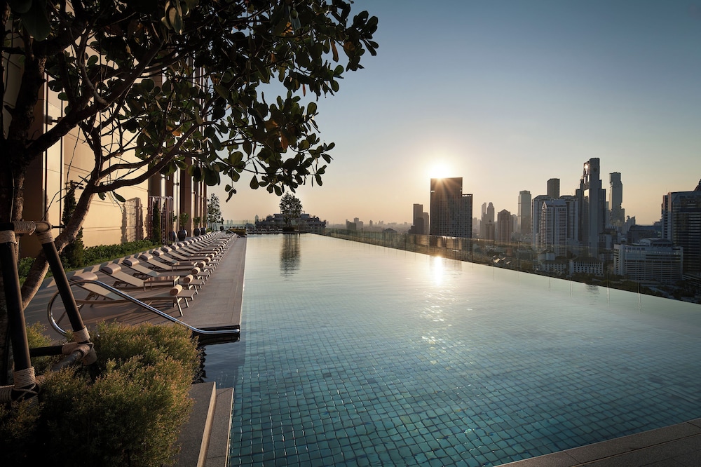 Grande Centre Point Lumphini Bangkok — Swimming pool in Bangkok, Bangkok