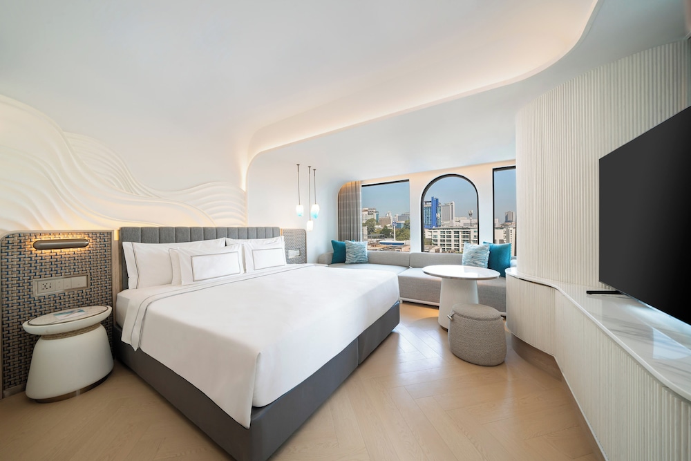 Melia Pattaya Hotel — Hotel rooms in Pattaya, Chonburi