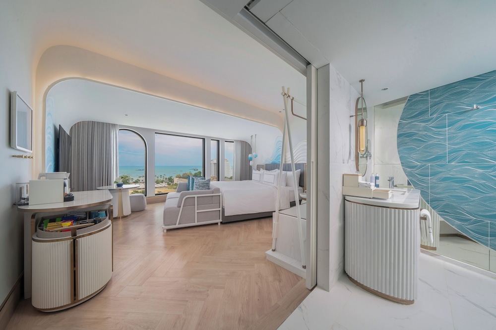 Melia Pattaya Hotel — Hotel rooms in Pattaya, Chonburi