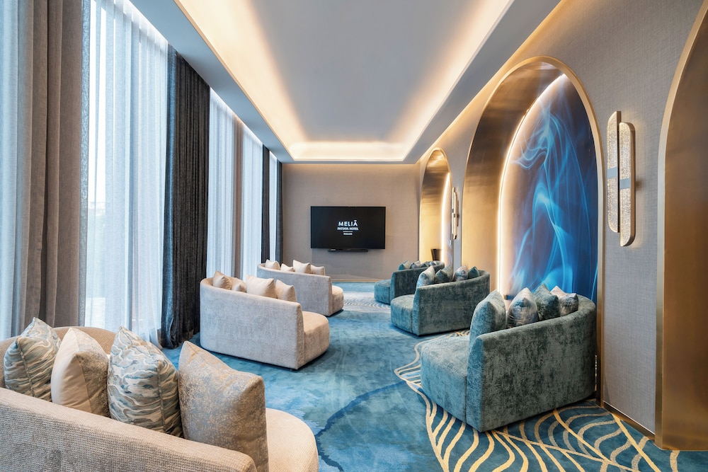 Melia Pattaya Hotel — Restaurant & bars in Pattaya, Chonburi
