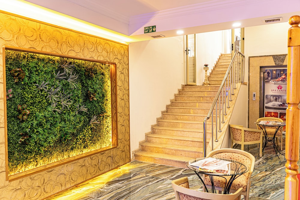 Senza Sunset Beach Hotel - All Inclusive — Hotel building in Alanya