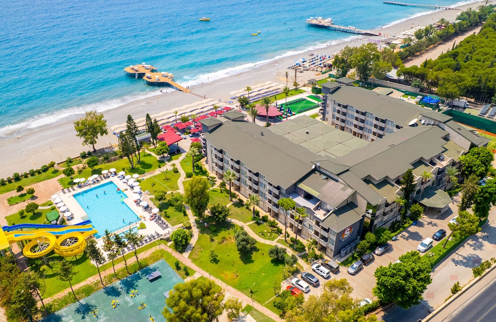 Senza Sunset Beach Hotel - All Inclusive — Beach in Alanya