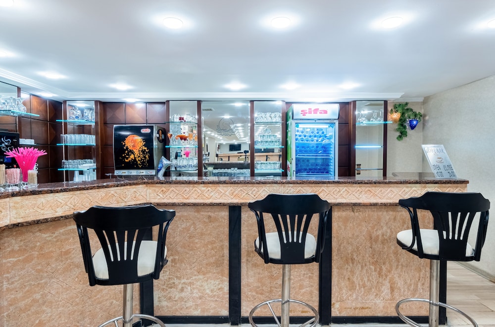Senza Sunset Beach Hotel - All Inclusive — Restaurant & bars in Alanya