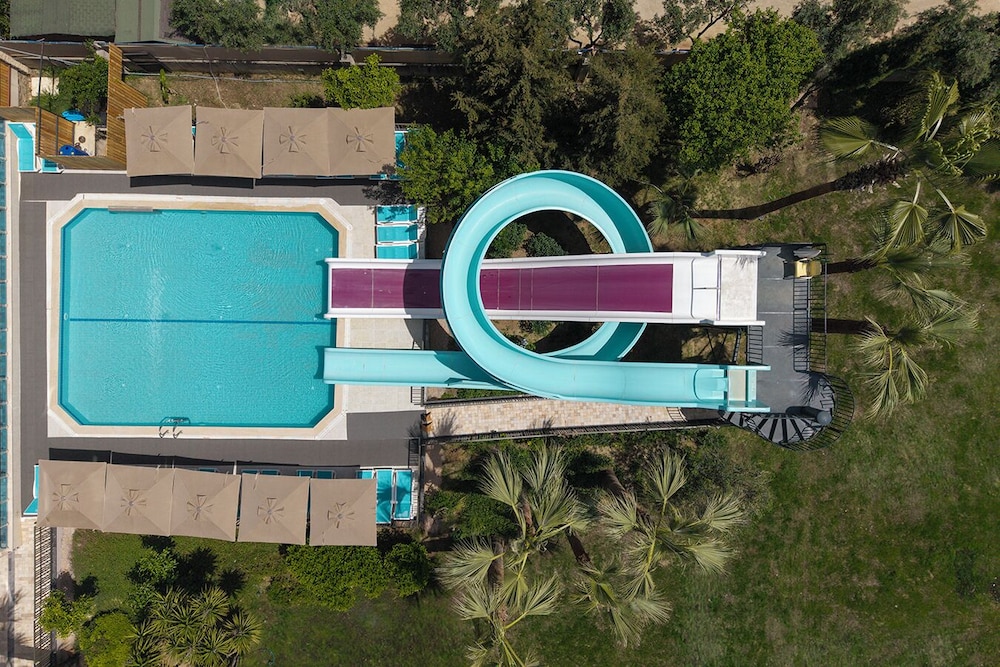 Kaia Coracesium — Swimming pool in Alanya