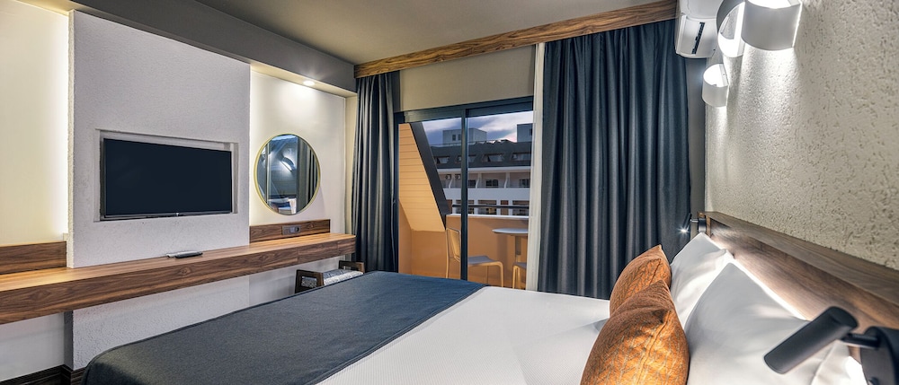 Kaia Coracesium — Hotel rooms in Alanya