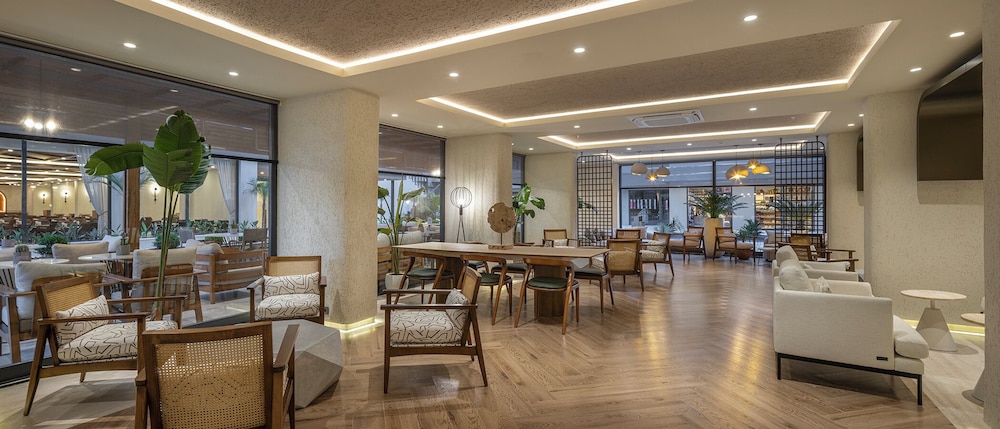 Kaia Coracesium — Restaurant & bars in Alanya