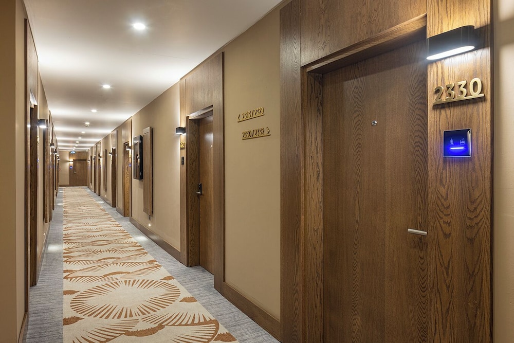 Kaia Coracesium — Hotel building in Alanya