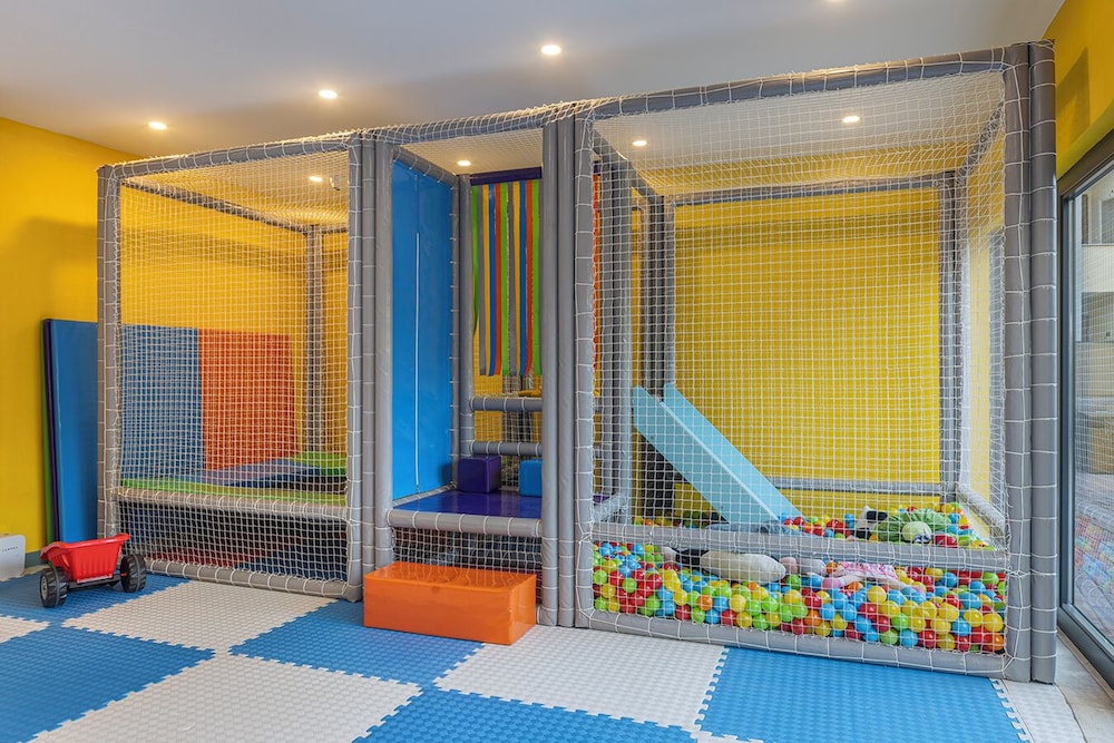 Kaia Coracesium — Attractions for children in Alanya