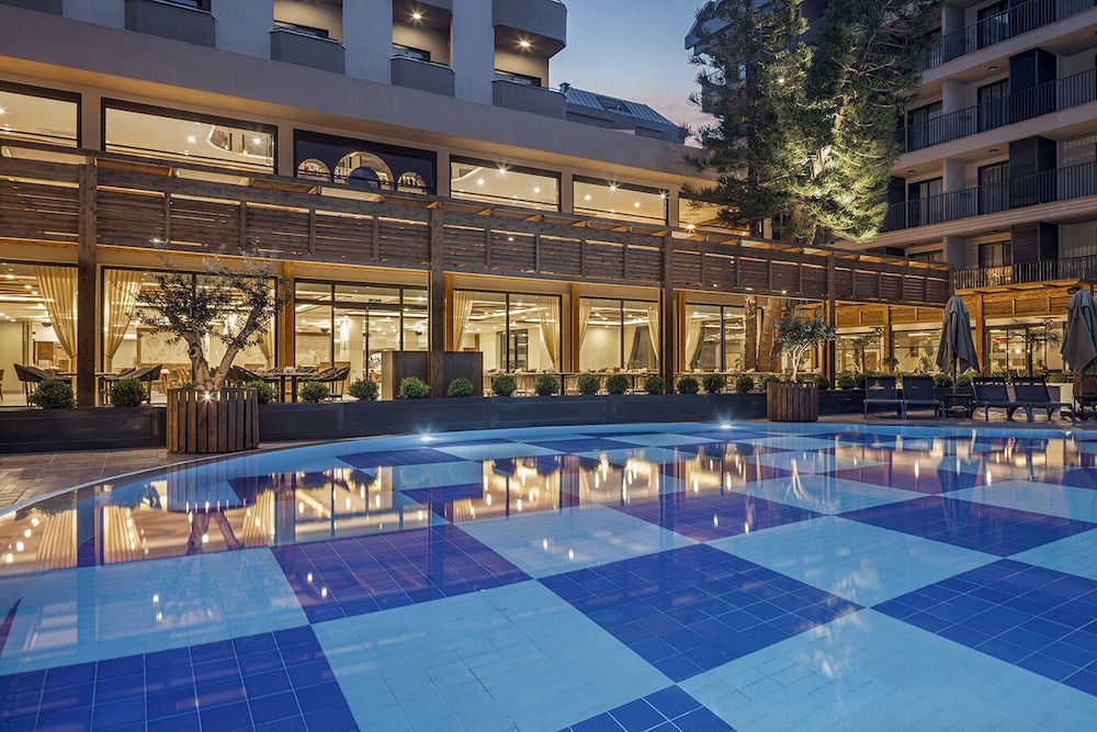 Kaia Coracesium — Swimming pool in Alanya