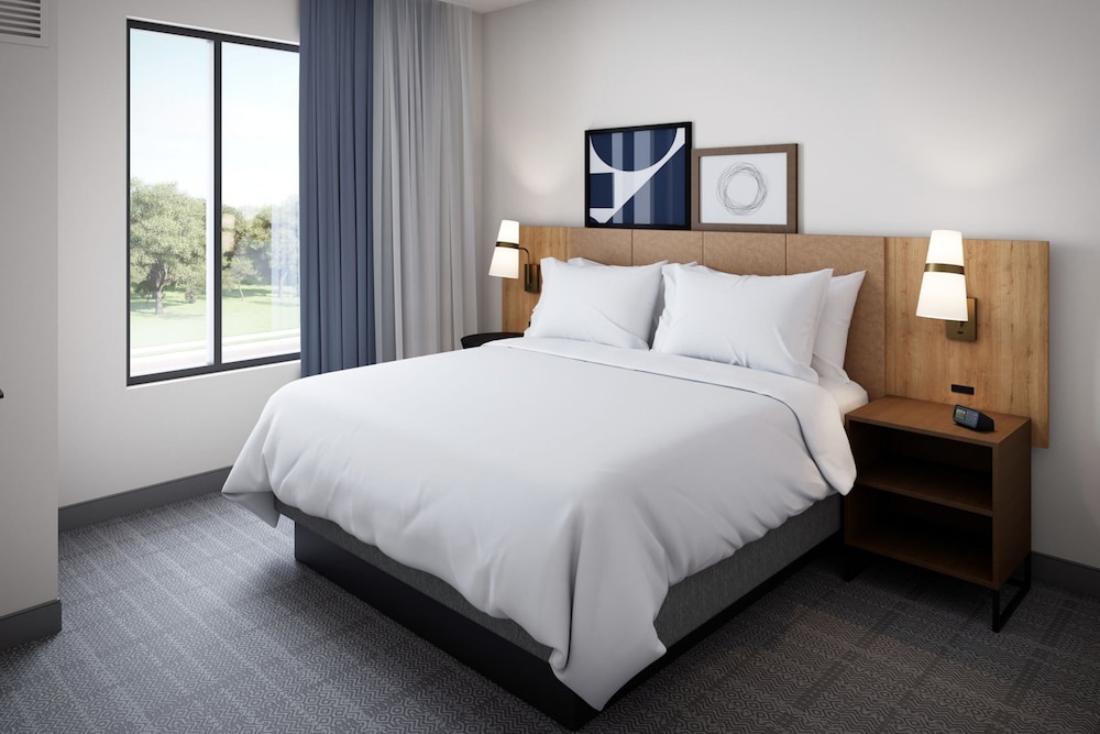 Staybridge Suites Clermont Southeast by IHG — Hotel rooms in Clermont, Florida