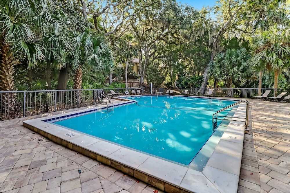 Pool View Condo with Access to Walking or Biking Pathway Throughout Amelia Island Plantation by RedAwning — Swimming pool in Amelia Island, Florida