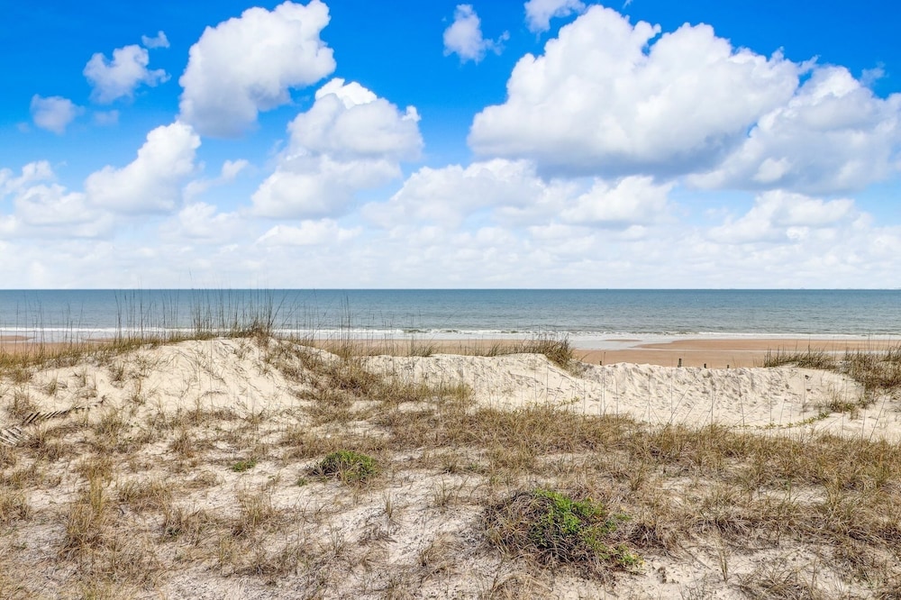 Pool View Condo with Access to Walking or Biking Pathway Throughout Amelia Island Plantation by RedAwning — Beach in Amelia Island, Florida